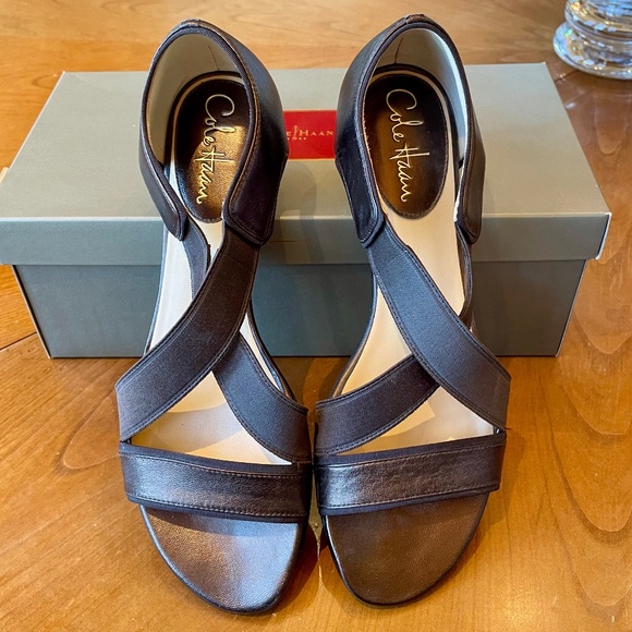 Cole Haan- "Air" Sandals - Size 9AA - Picture 2 of 5